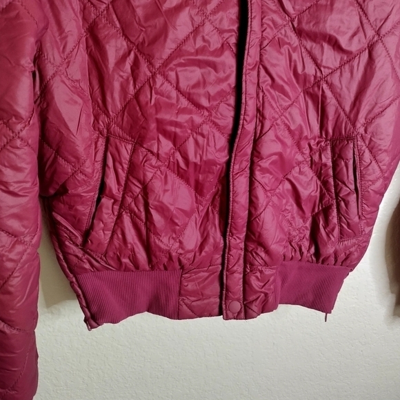 OFFLINE By Aerie Sherpa Lined Puffer Bomber Jacket Sz S - Picture 4 of 12